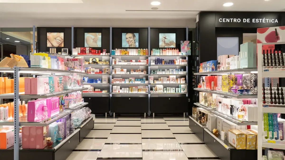 Centro de Estética y Perfumería - Foto_05