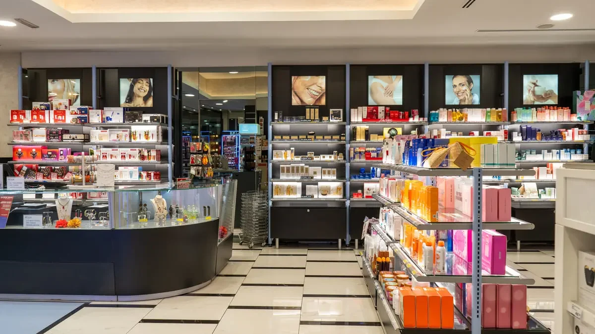 Centro de Estética y Perfumería - Foto_06