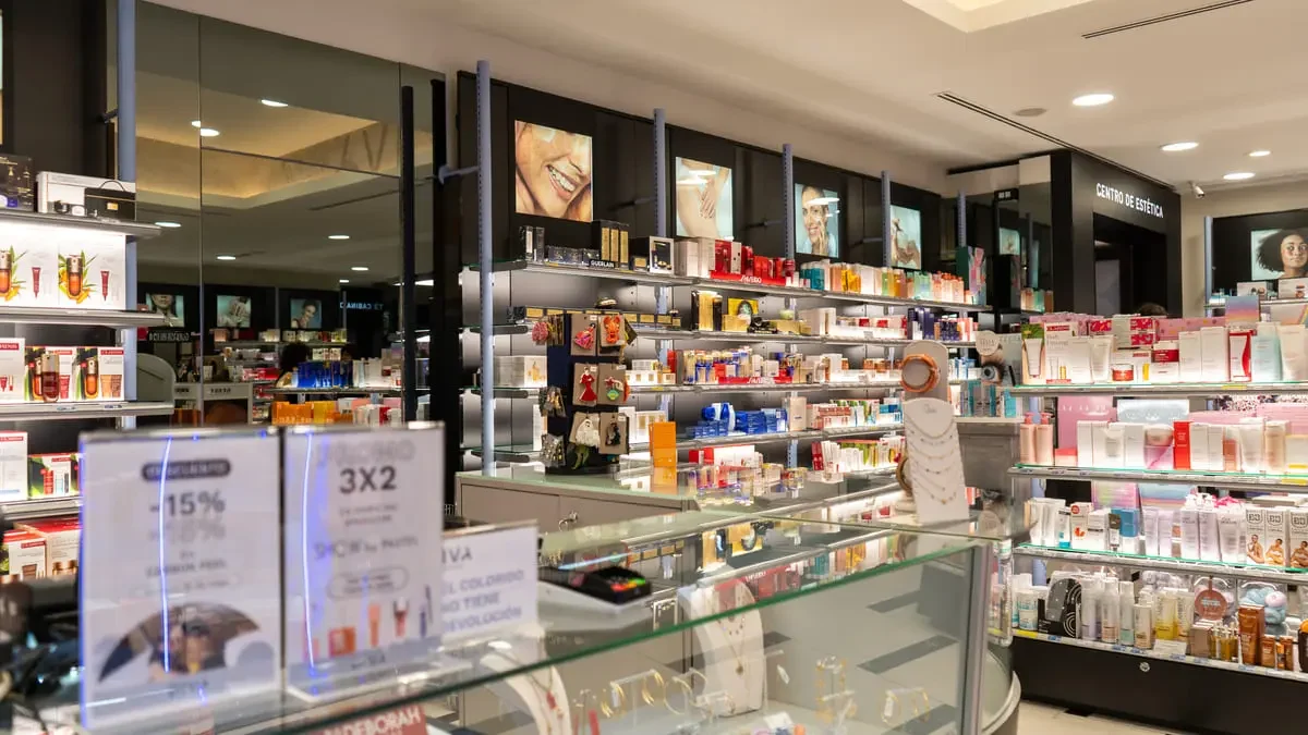 Centro de Estética y Perfumería - Foto_18
